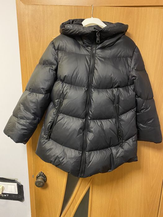 Женский пуховик Prada