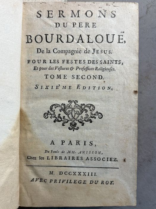 Antigo livro de 1733: Sermons du Pere Bourdaloué tomo seconde