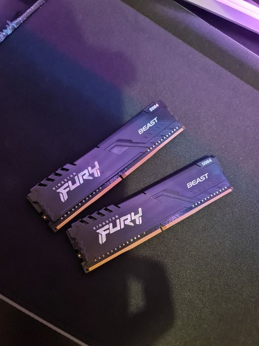 RAM Kingston Fury Beast 2x8gb