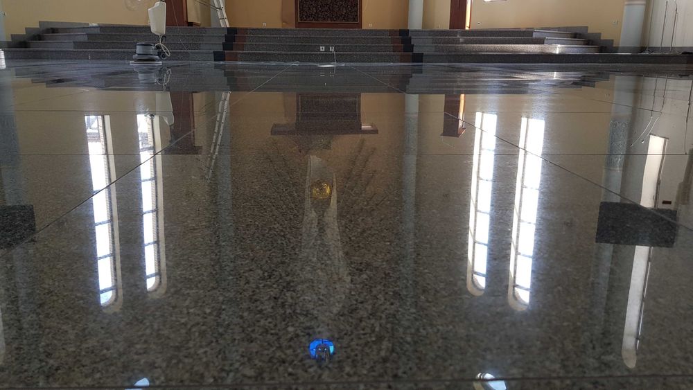 Renowacja polerowanie szlifowanie posadzek marmur, granit, lastryko.