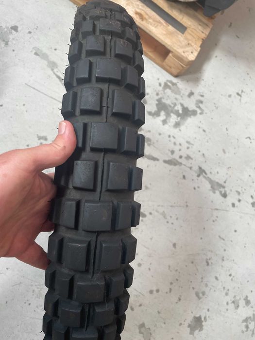 Pneus offroad TKC 80 para Transalp 755