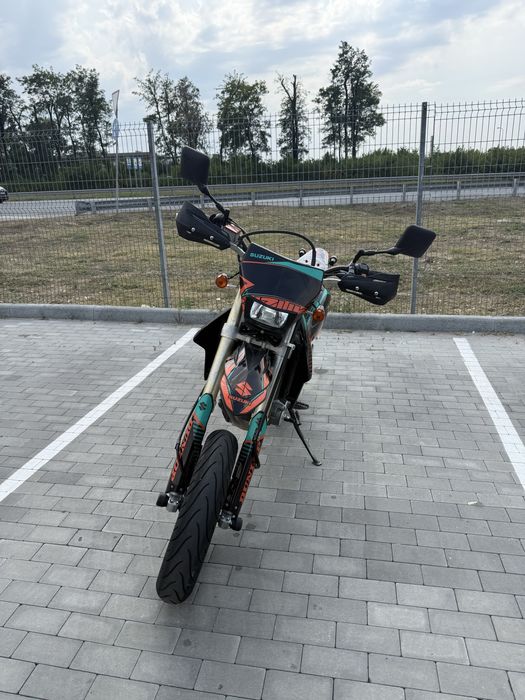 Мотоцикл Suzuki DR-Z 400 SM