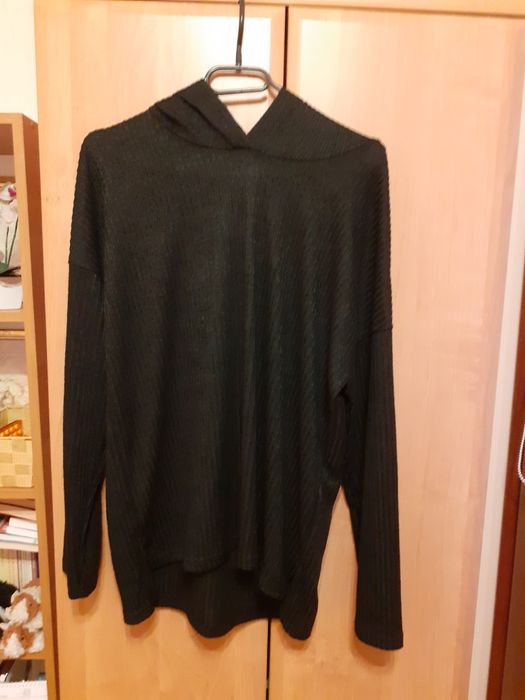 Czarna bluza sweterek w prążki 42 XL