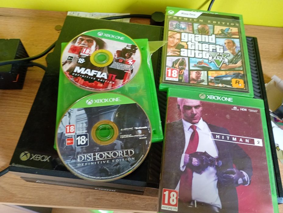 Zamienię Xbox one fat cały zestaw wysyłka