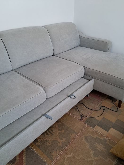 Sofá 2 lugares com "chaise longue" e arrumação, verde acinzentado