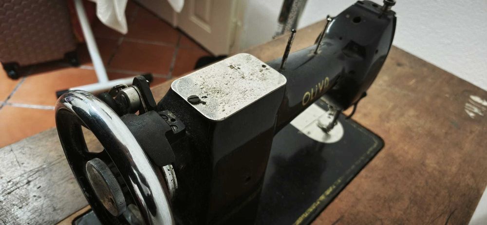 Maquina de costura Oliva