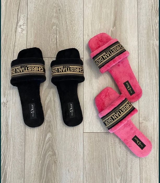 Klapki Christian DIOR czarne, różowe