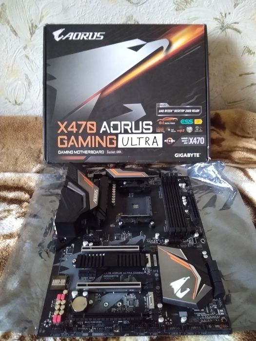 GIGABYTE X470 AORUS Ultra Gaming