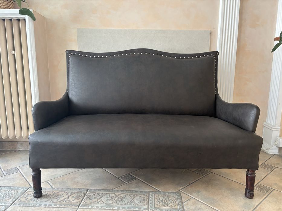 Skórzana kanapa do poczekalni sofa antyk