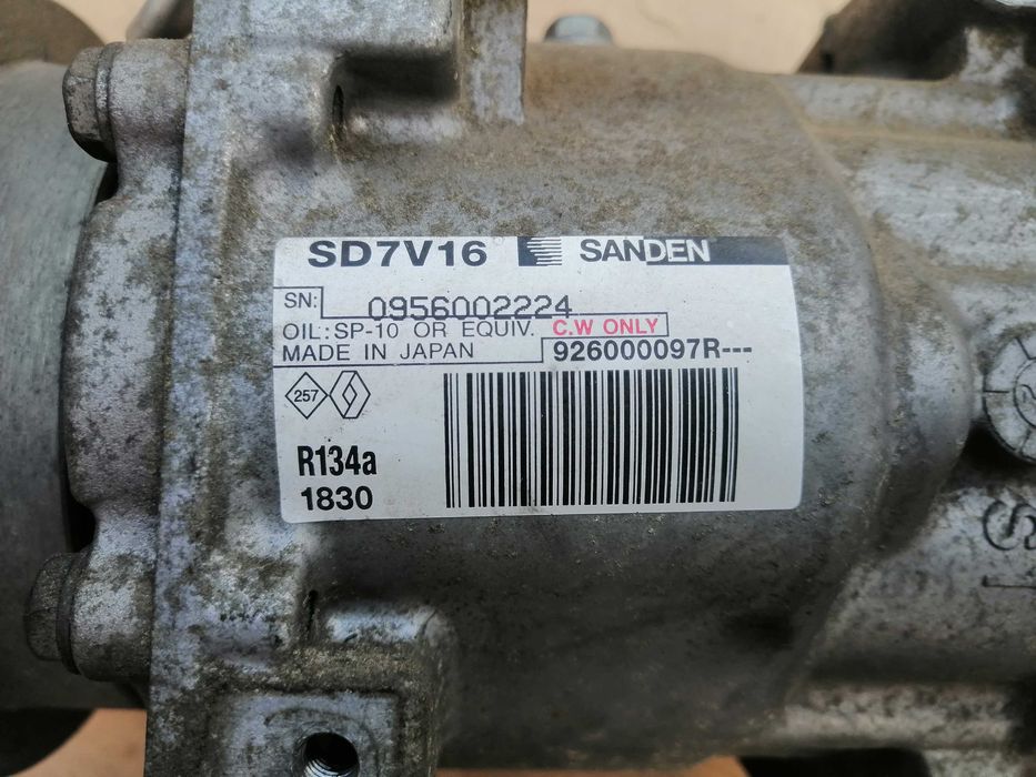 Компрессор кондиціонера logan duster sandero clio 1.6 8v 16v dacia