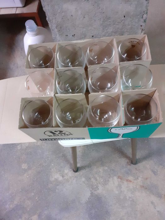 Conjunto de 12 copos de vinho do Porto- novos