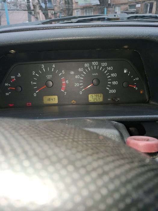 Продам авто ваз-2115