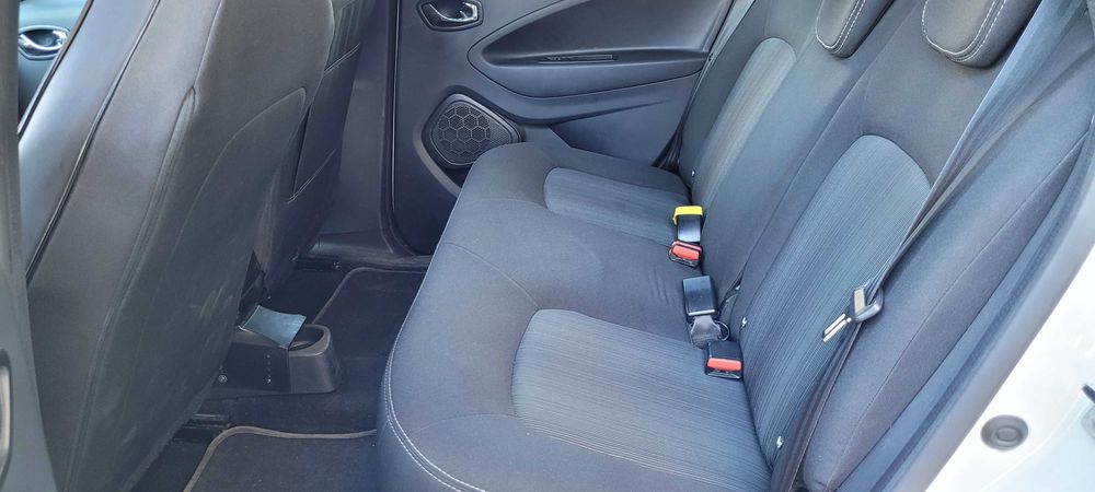 Renault Zoe 40 KW (c/ bateria SOH 84%) 2018 - BAIXA DE PREÇO!