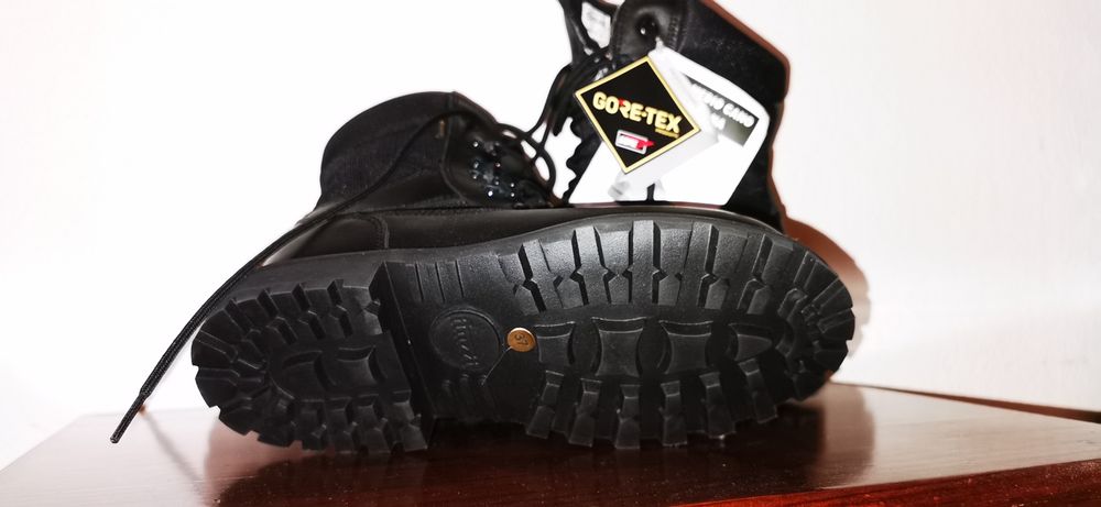Botas táticas n°37 Gore-tex da Iturri