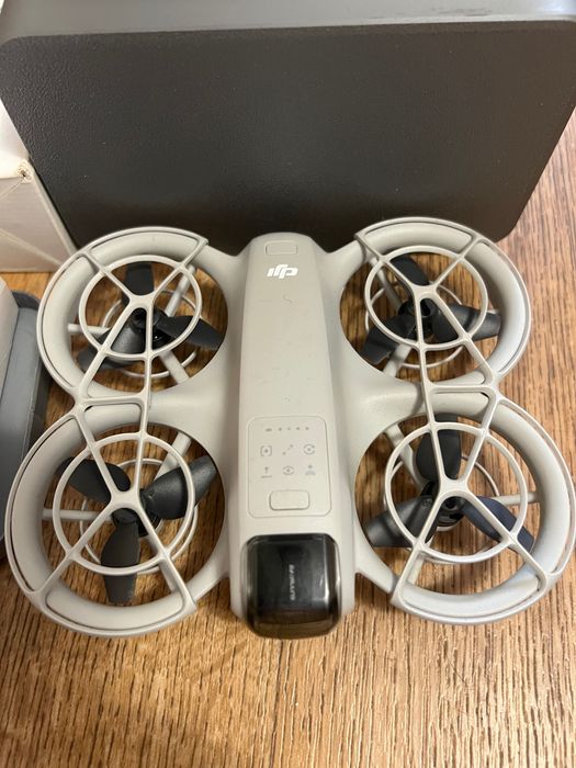 Квадрокоптер Dji neo