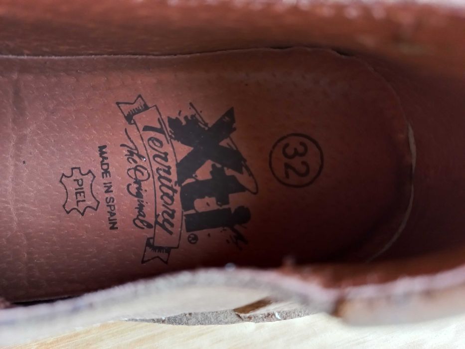 Sapatos beje camurça - nr 32