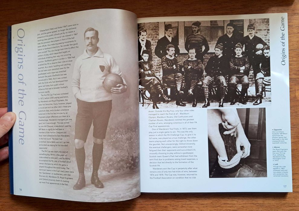 "История футбола". Подарочный фотоальбом (англ.).