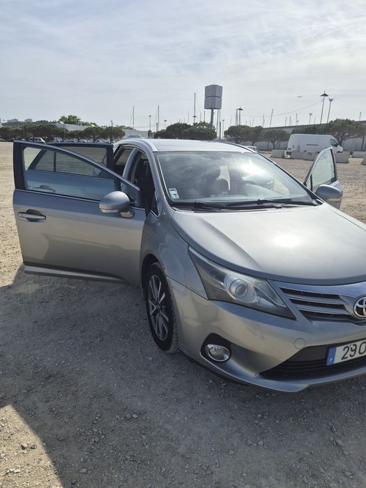 Toyota Avensis Touring Sports