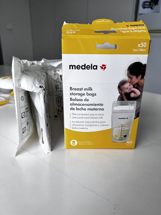 Bomba tira leite elétrica Medela Solo + bolsas