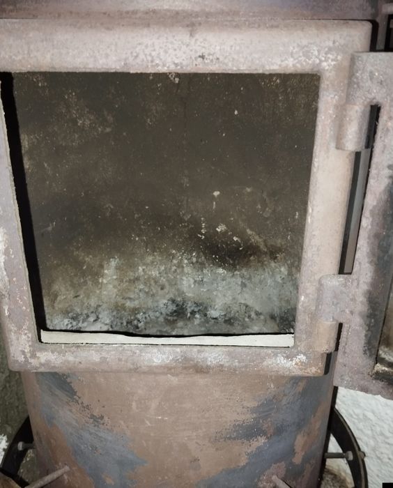 Salamandra Lenha pequena ferro