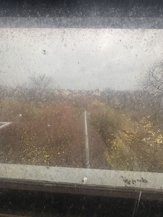 Продаж будинку під ремонт , підійде під інвестицію для садочка , школи