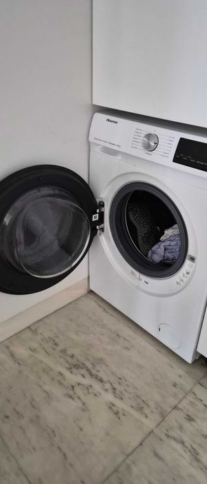 Hisense Maquina Lavar e Secar PureSteam Inverterjet 8/5kg