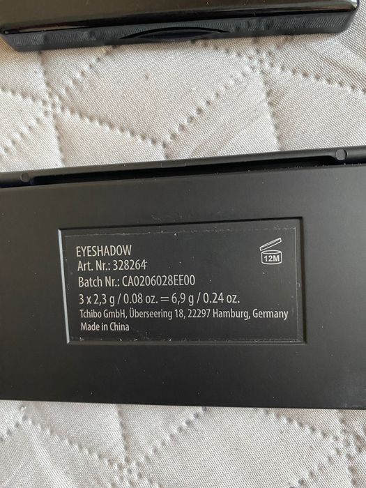 Kosmetyki cienie do powiek, brwi -nowe +2 gratis