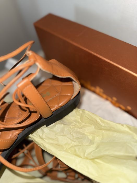 Женские рыжие кожаные сандалии Baldinini 37,5 размер