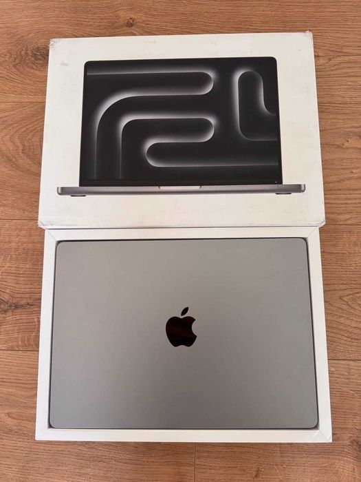 Mac Book Pro m3 2023 16gb RAM 512gb SSD