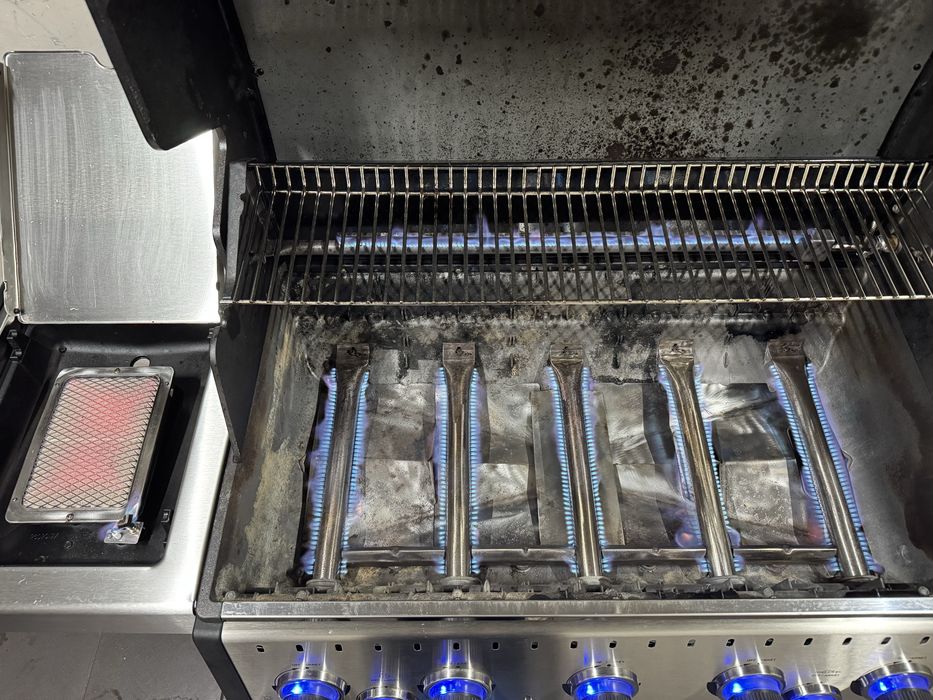 Grill Broil King Baron 590S z palnikiem IR