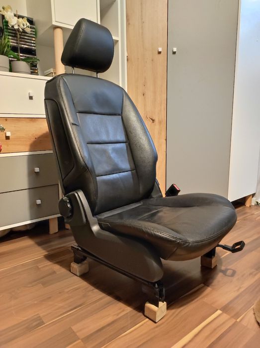 Fotel od Mercedesa do gier Rally gamingowy