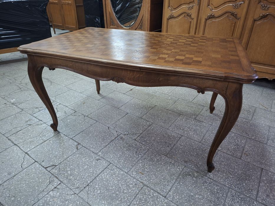 Ładny francuski stół ludwikowski rozkładany