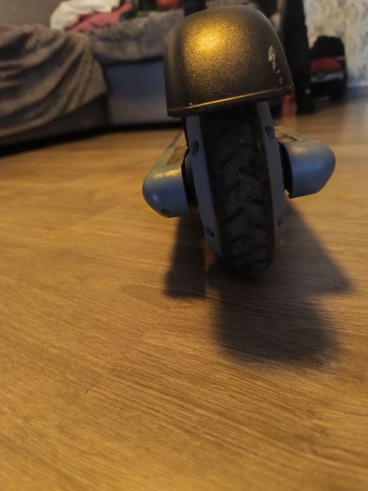 Trotineta elétrica usada