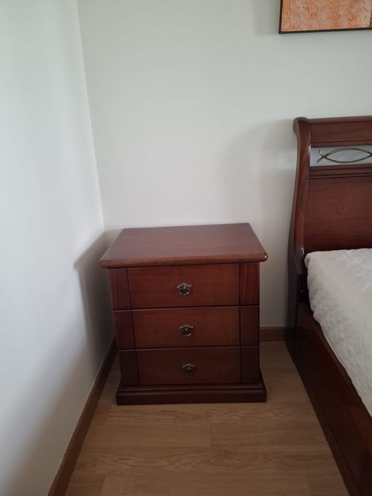 Vendo mobilia completa de mogno