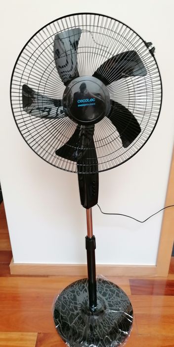 Ventoinha  de pé eléctrica  programável