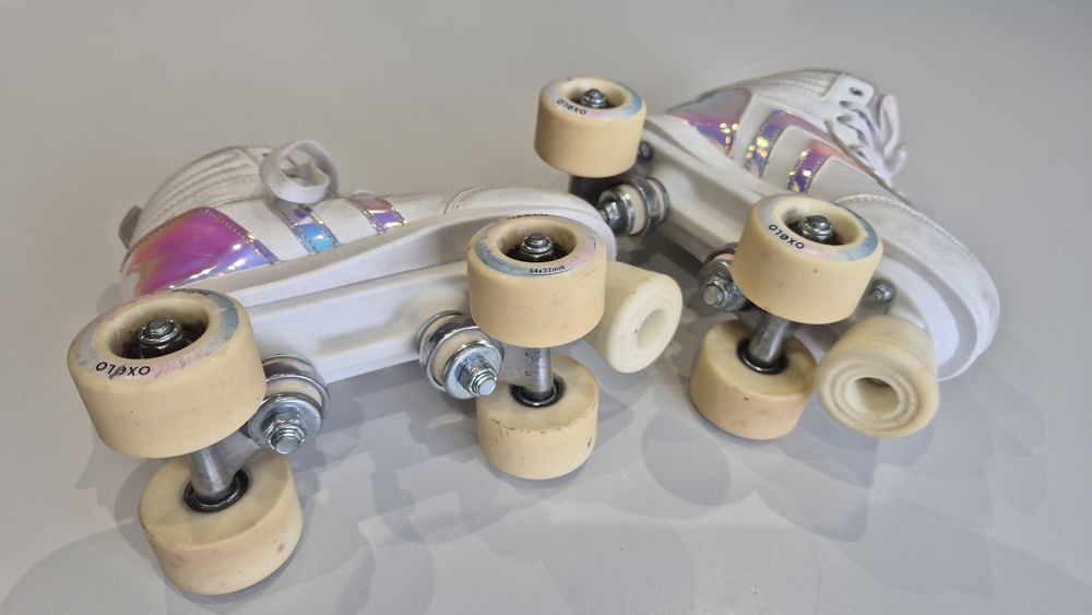 PATINS Quad criança OXELO
Patins de 4 Rodas Criança Quad 100 Azul
Pati