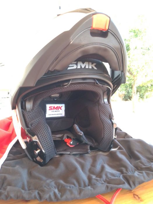 Capacete modular SMK