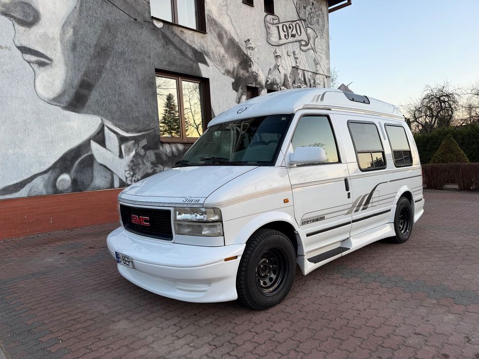 GMC Safari Z Japonii, Wersja 4x4 Tiara, cena Brutto FV23%