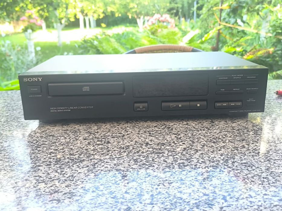 Sony, Підсилювач, CD player, колонки Schneider, тюнер