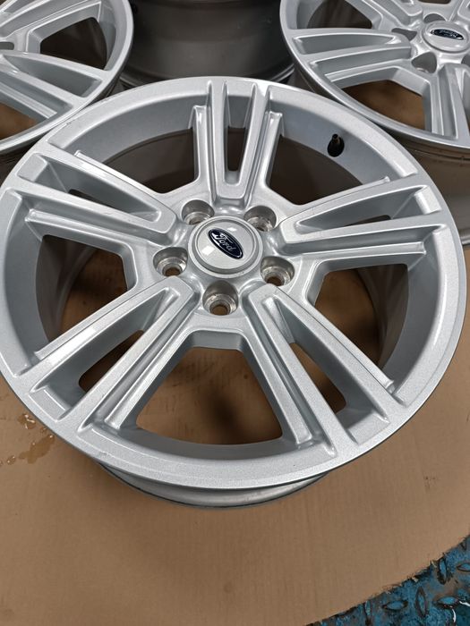 5x114.3 ET 40 17" felgi aluminiowe Ford Mustang