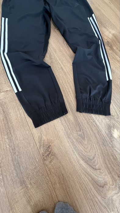 Чоловічі легкі літні  штани adidas  ( розмір  L)
