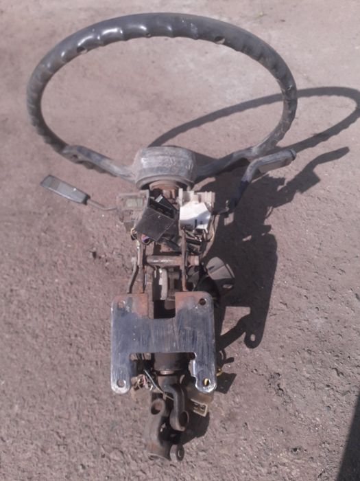 Продам кермову колонку УАЗ 452