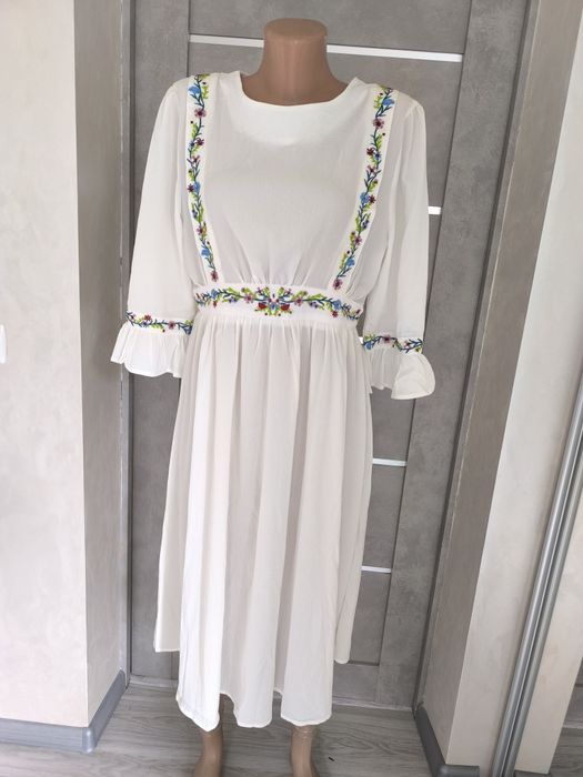 Сукня вишиванка Boohoo розмір 48-50