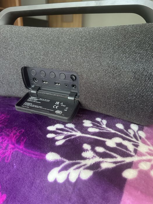 Sony XG500                 .