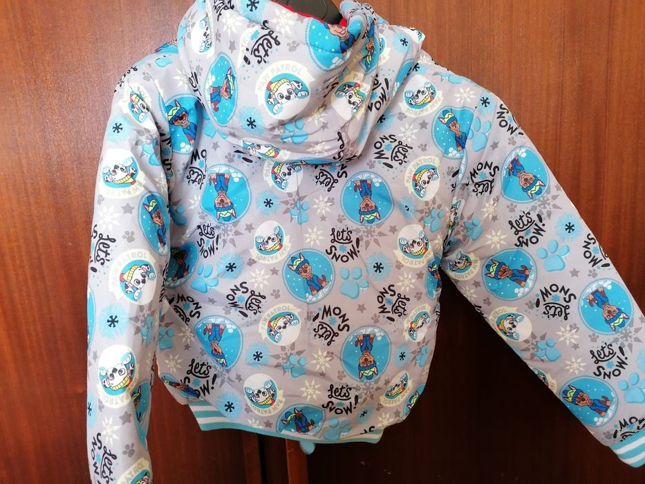 Casaco quente menino. Novo!