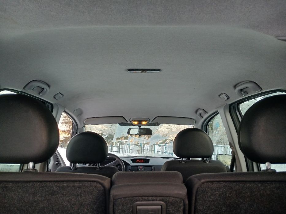 Продам власний автомобіль Opel Meriva