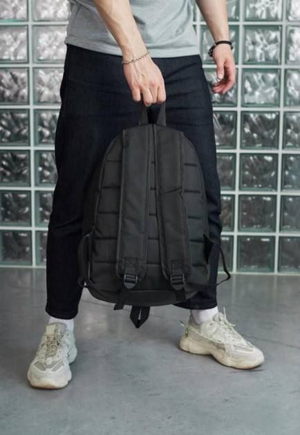 Рюкзак Nike Розмір 47*33*18 см;