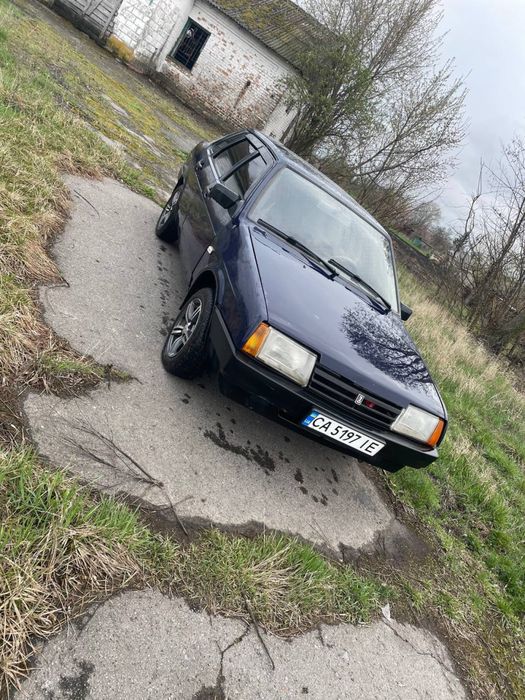 Продам ваз 21099і терміново