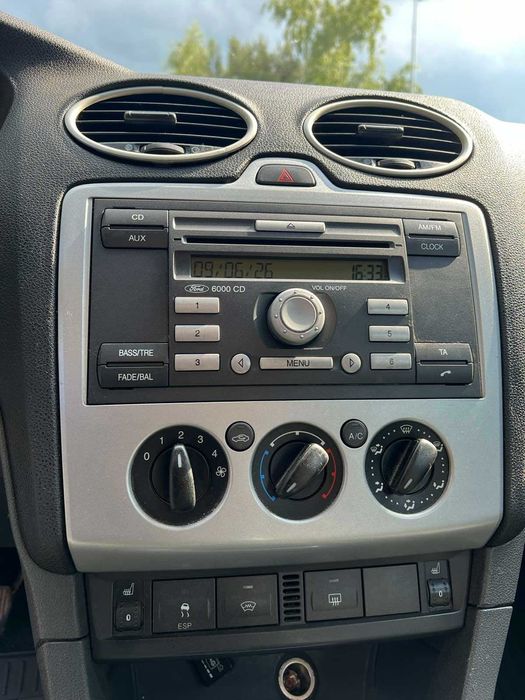 Ford Focus универсал (1,8 газ/бензин 2007 год)