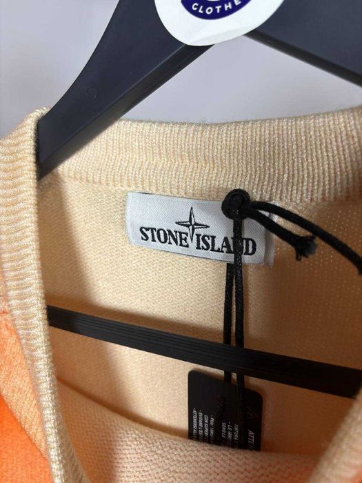 Men's sweatshirt with patch